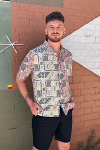 Short Sleeve Shirt in Jaque Mate Mix Print